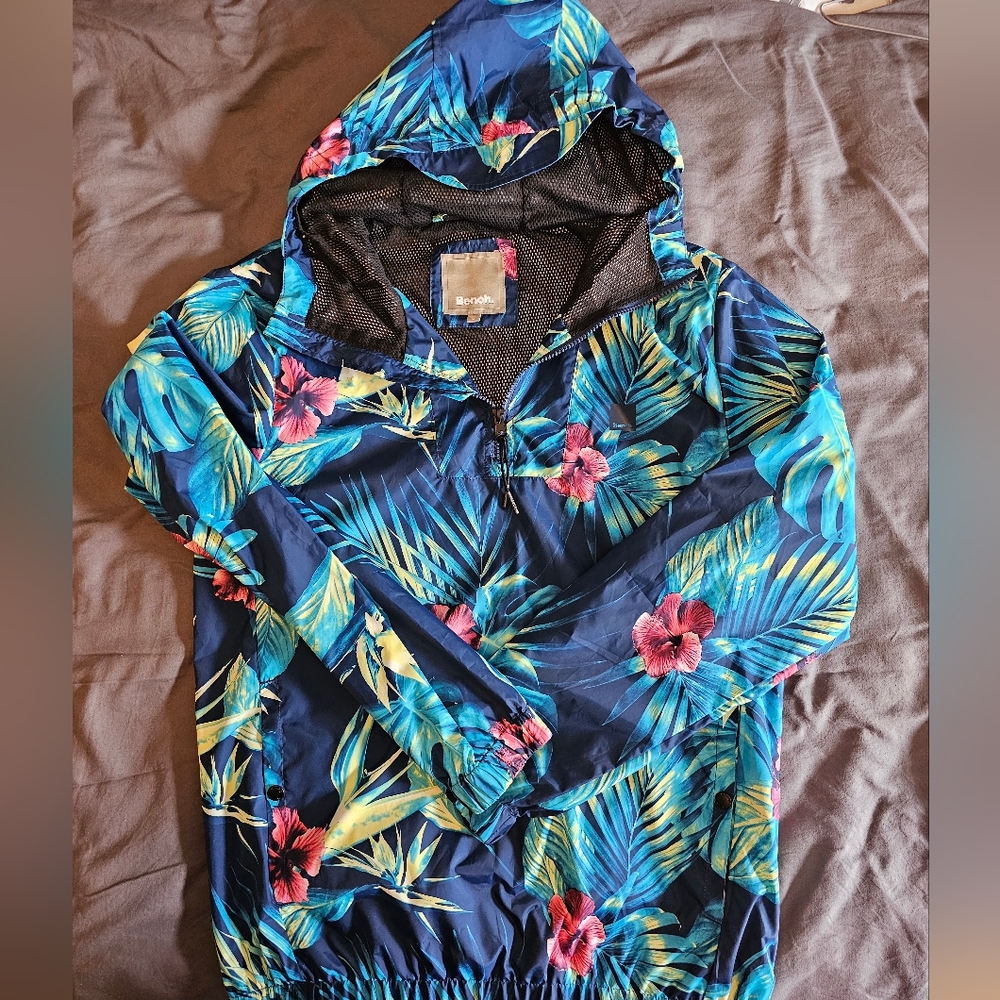 Men's Bench pullover lightweight jacket (M)
